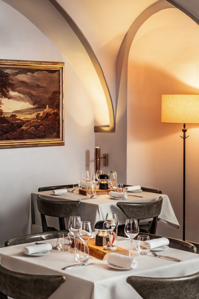 DSCF4657 flat 683x1024 1