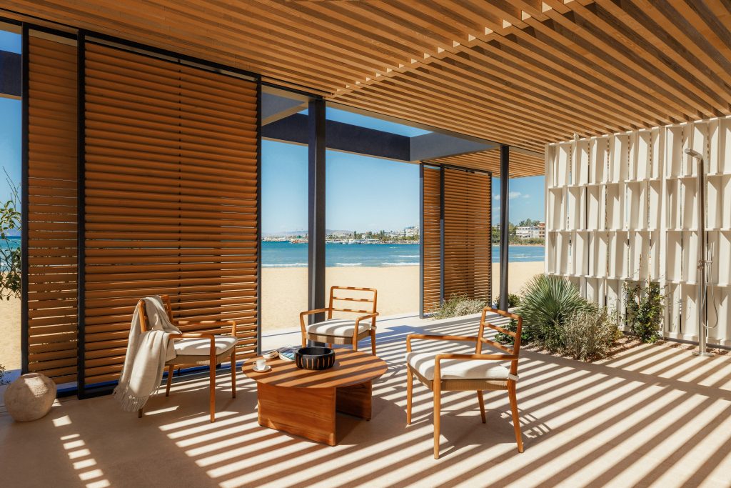 OOAA Topos 803 PrimaryBedroom Terrace 4119 FINAL 1024x683 1