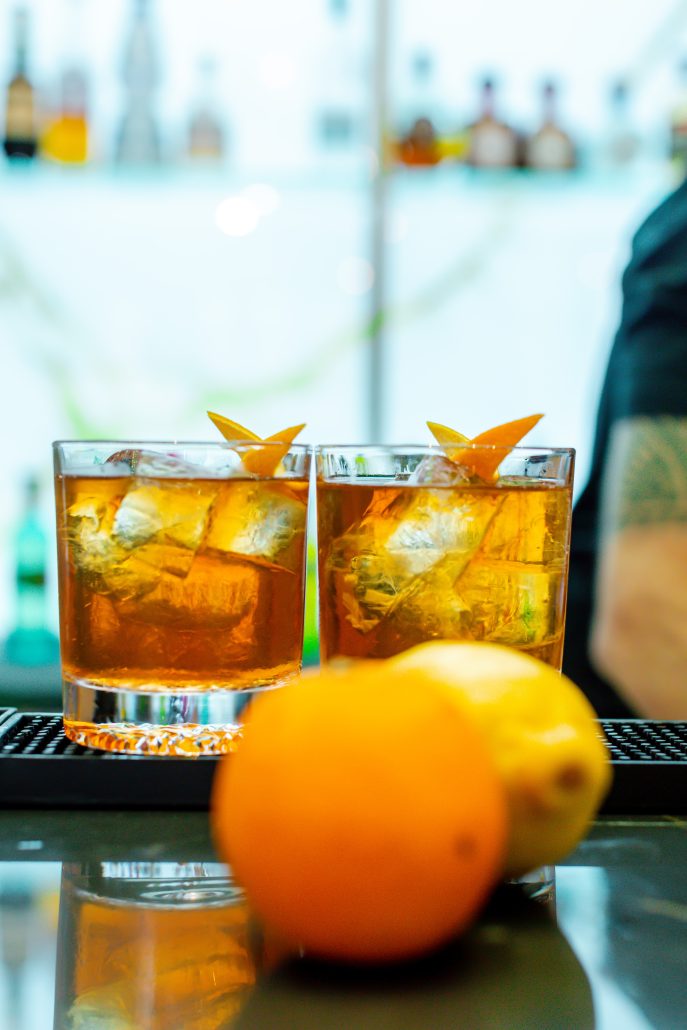 Portun Drinks C Ana Zmire ALL NEW ARTS