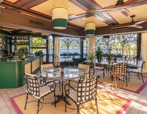 villa deste ceccato garden bar inside 2