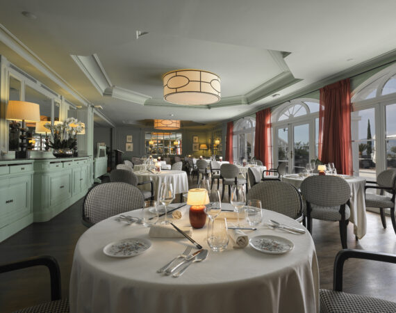 Althoff St. Jamess Hotel Club Club lIndochine 1