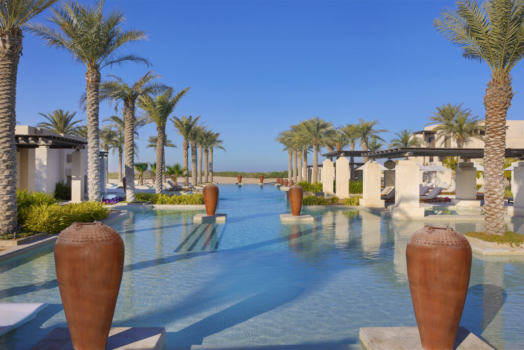 luxAUHLCpo.1054802 1