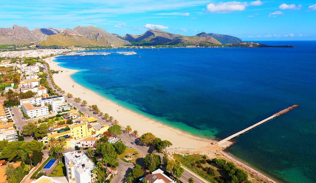 01 Platja de Port de Pollenca © fincallorca 1024x594 1