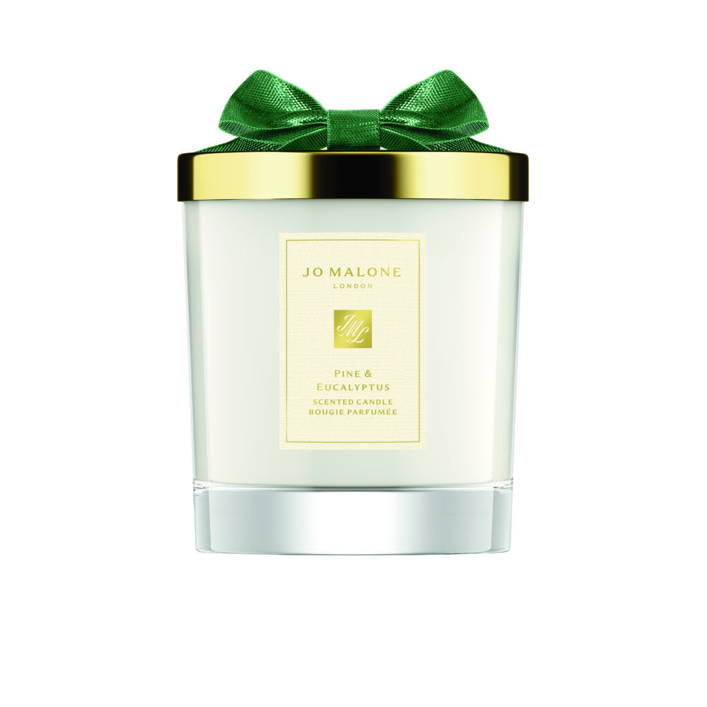 Christmas Classic Pine Eucalyptus Home Candle 1