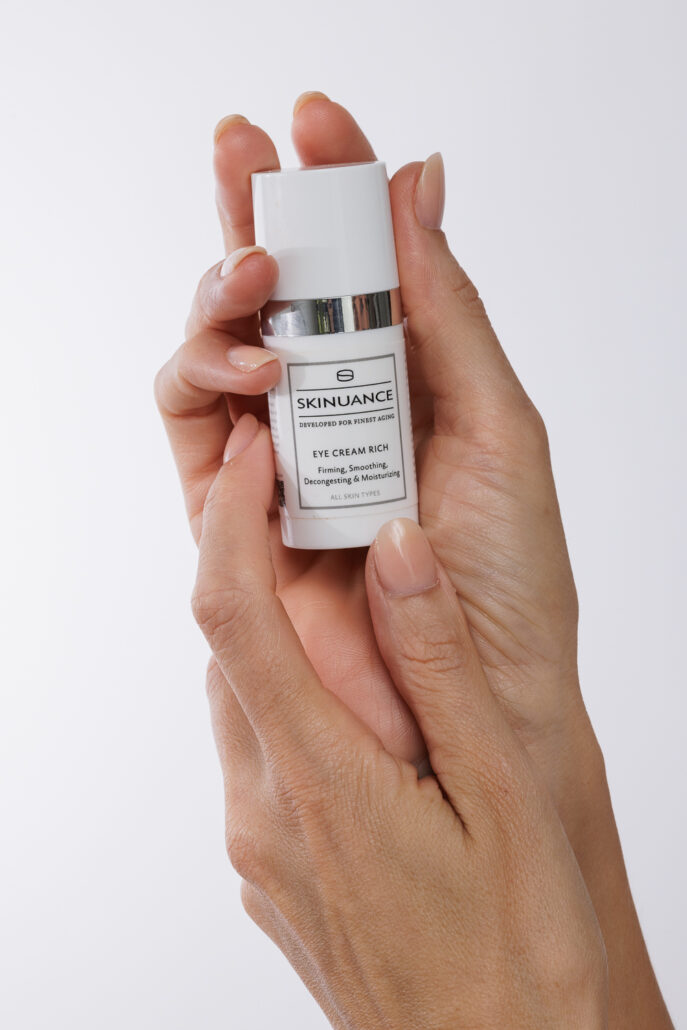Skinuance Rich Eye Cream Mood Shot