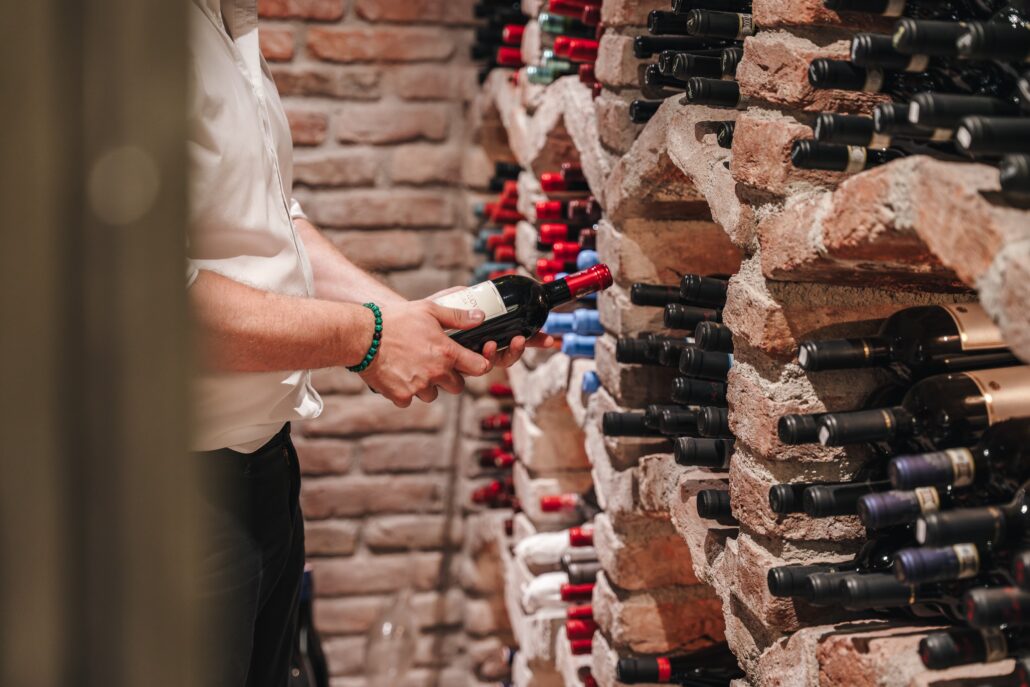 kaiserstein weinkeller hotel arpuria