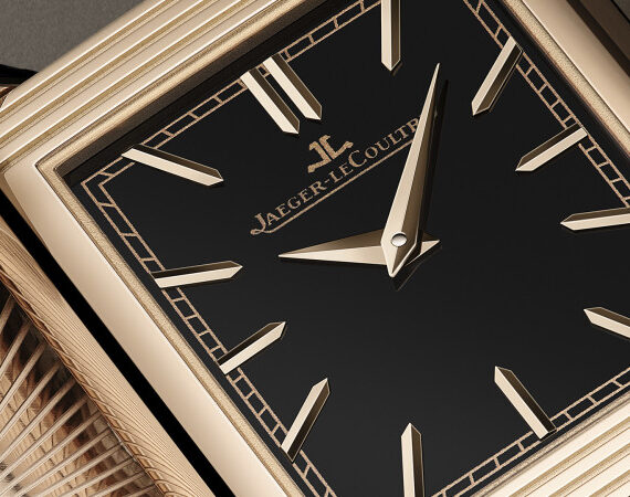 800 2023 reversotr enameldragon closeup recto crop 16.9 srgb 1