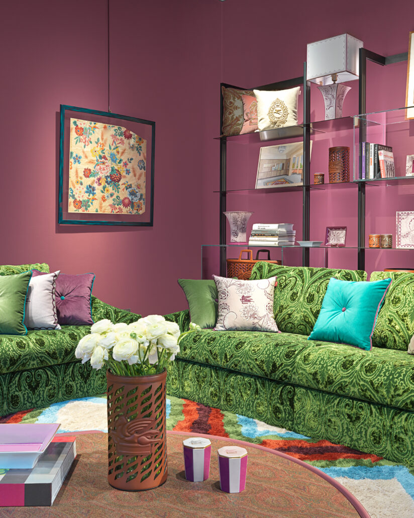 ETRO HOME INTERIORS SET UP BOUTIQUE ETRO HOME VIA PONTACCIO 2