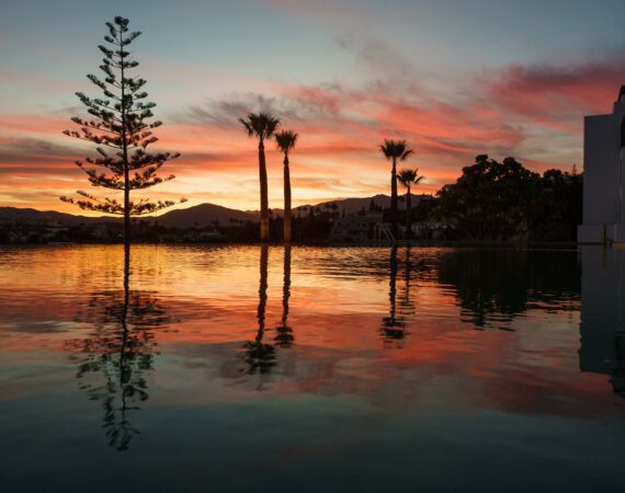 Pool Sunset c La Zambra
