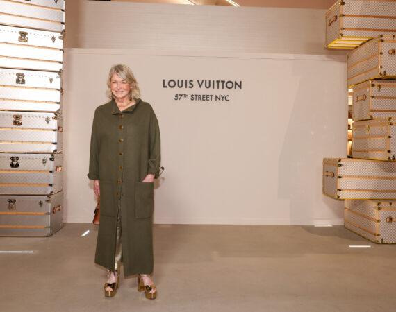Promis bei der Eriffnung des neuen Louis Vuitton Store in NYC 5