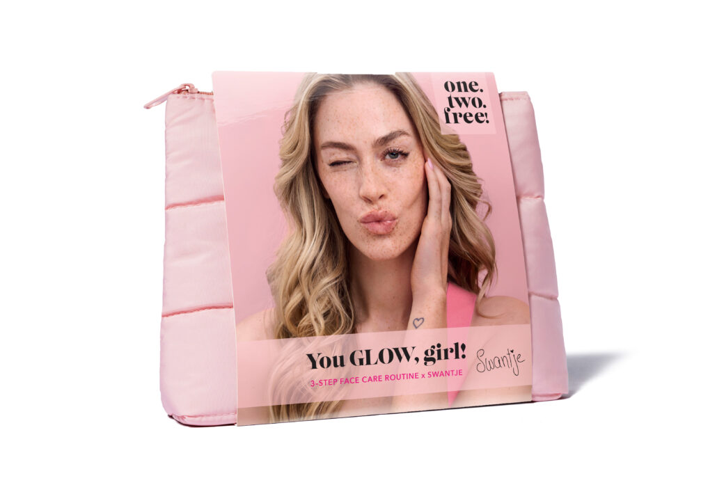 one.two .free Influencer Set 1999E closed