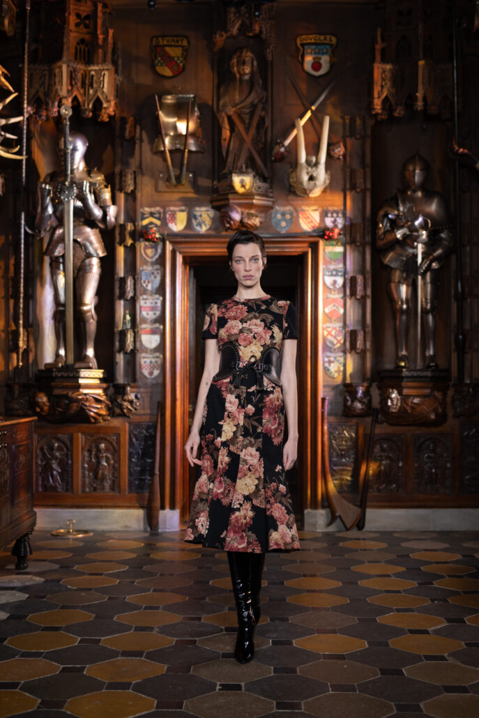 33 Dress Kattie Dried Bouquet Belt Folktale Black Look Lena Hoschek PAP AW2425 Aida Dapo highres