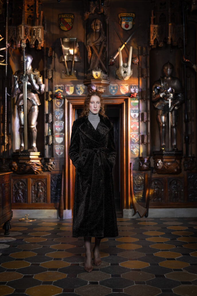 71 Coat Sinclair Dark Chocolate Turtleneck Wendy beige Look Lena Hoschek PAP AW2425 Aida Dapo highres