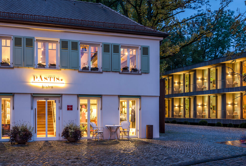 Aussenansicht PASTIS bistro LA MAISON hotel © Guenter Standl 1