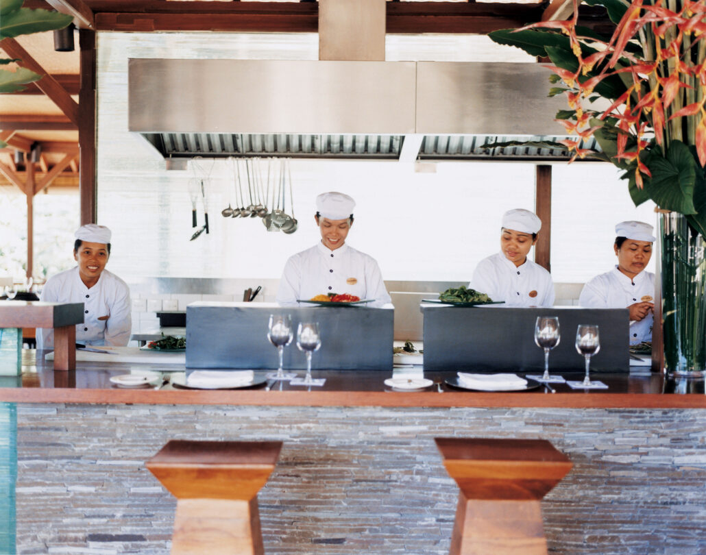 COMO Shambhala Estate Food Glow Restaurant staff 1