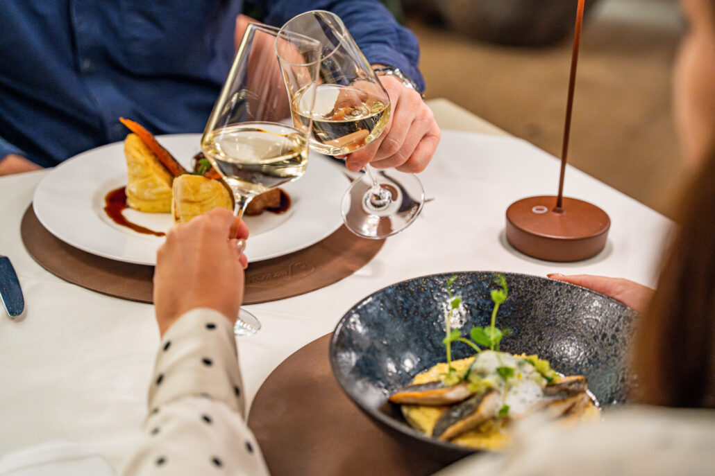 JEZERSEK TAGGENBRAUN OCT 300DPI 117