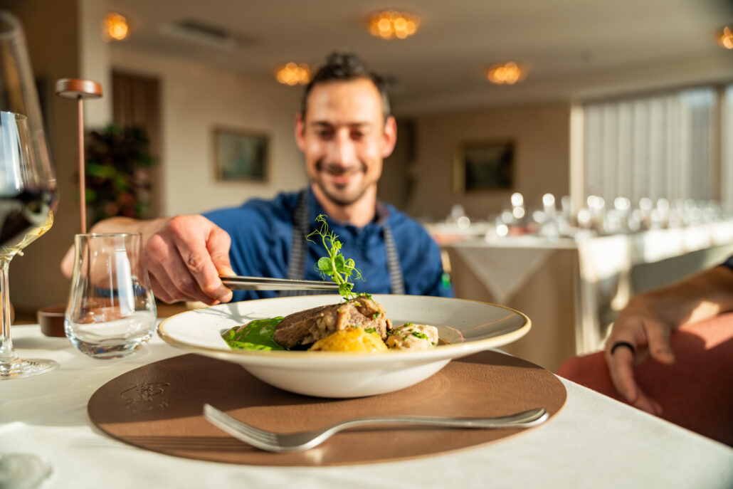 JEZERSEK TAGGENBRAUN OCT 300DPI 49