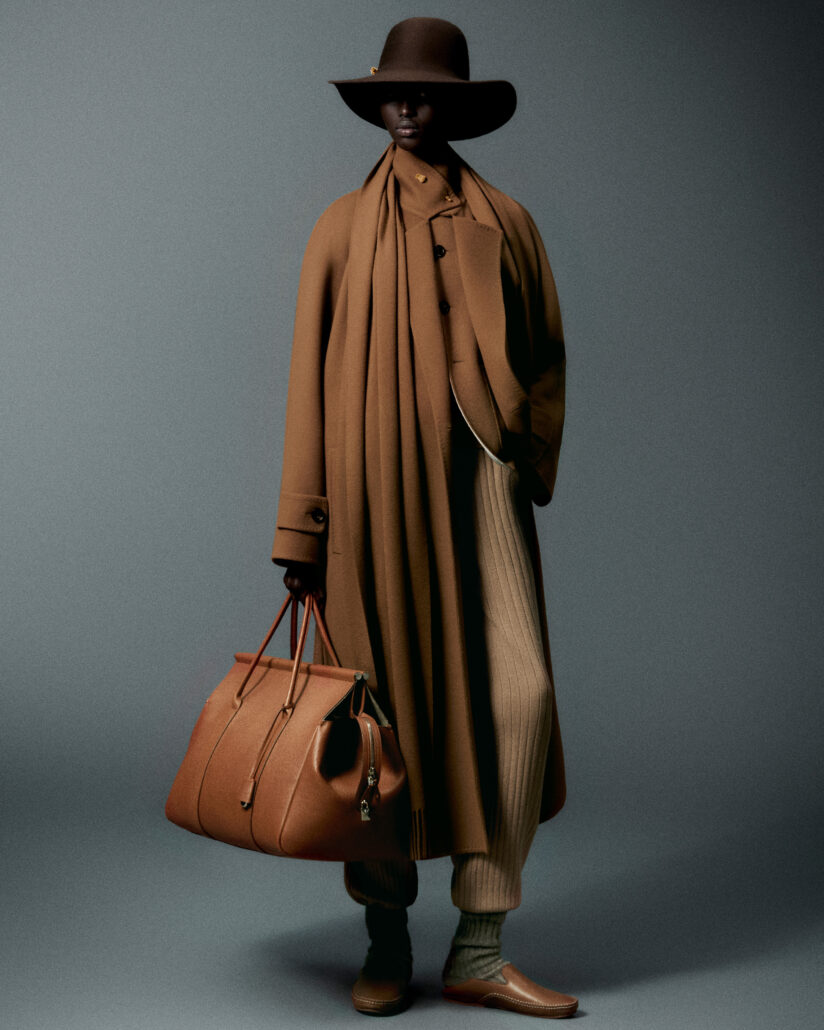 Loro Piana Fall Winter 2024 2025 Womens Collection Look 01