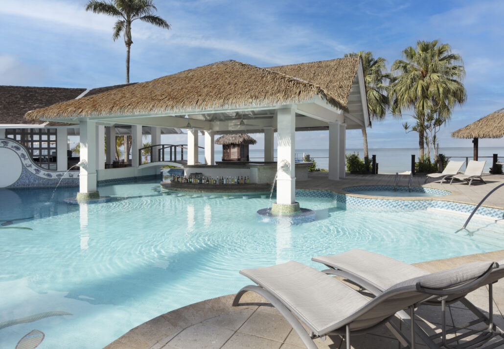 SNG MainPool Exterior