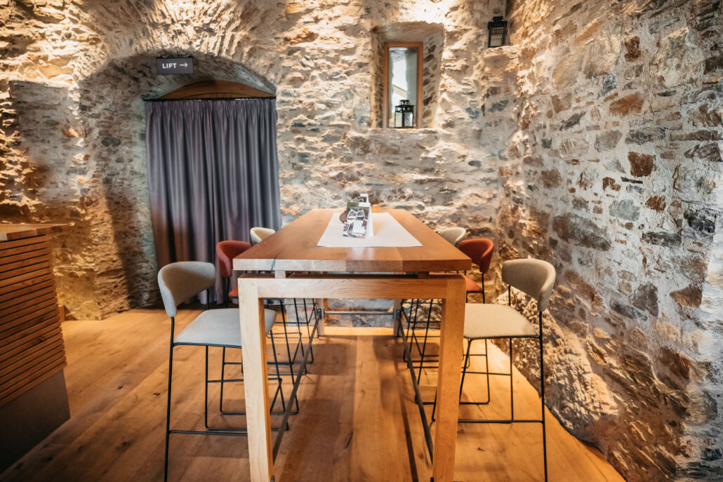 Taggenbrunn Cafe Weinbar Matic Kremzar MKP 5782