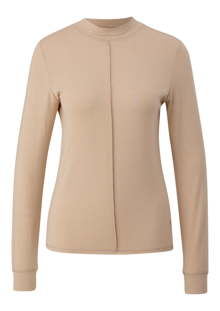 casual identity 2024 12 2159924.8406 3999EUR