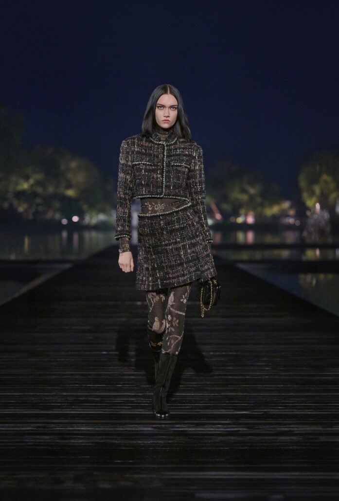 chanel 011 2024 25 metiers dart collection LD