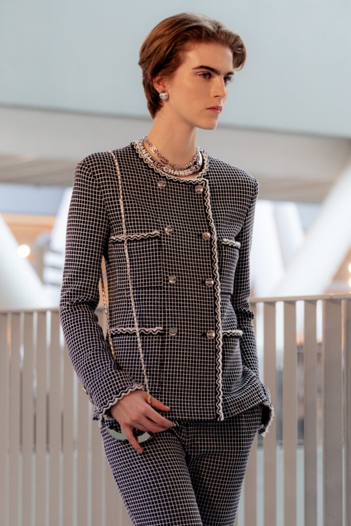 chanel 25c replica in hong kong show ambiance copyright chanel 34 LD