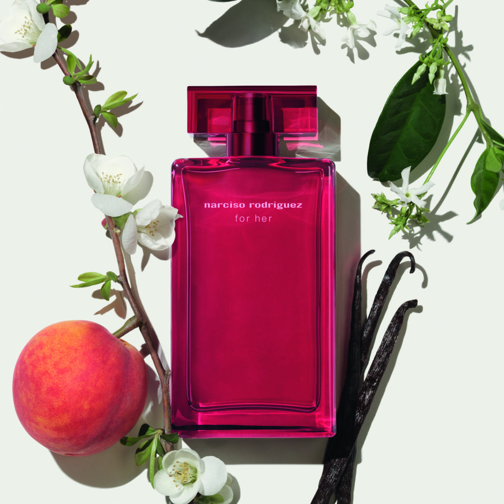 FH EDPI 2025 INGREDIENT VISUAL PEACH WHITE FLOWER VANILLA CMJN 3000X3000px 300dpi