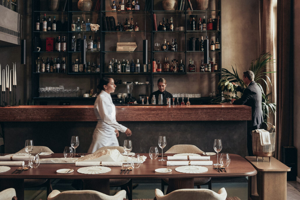 Makris Athens Space 18