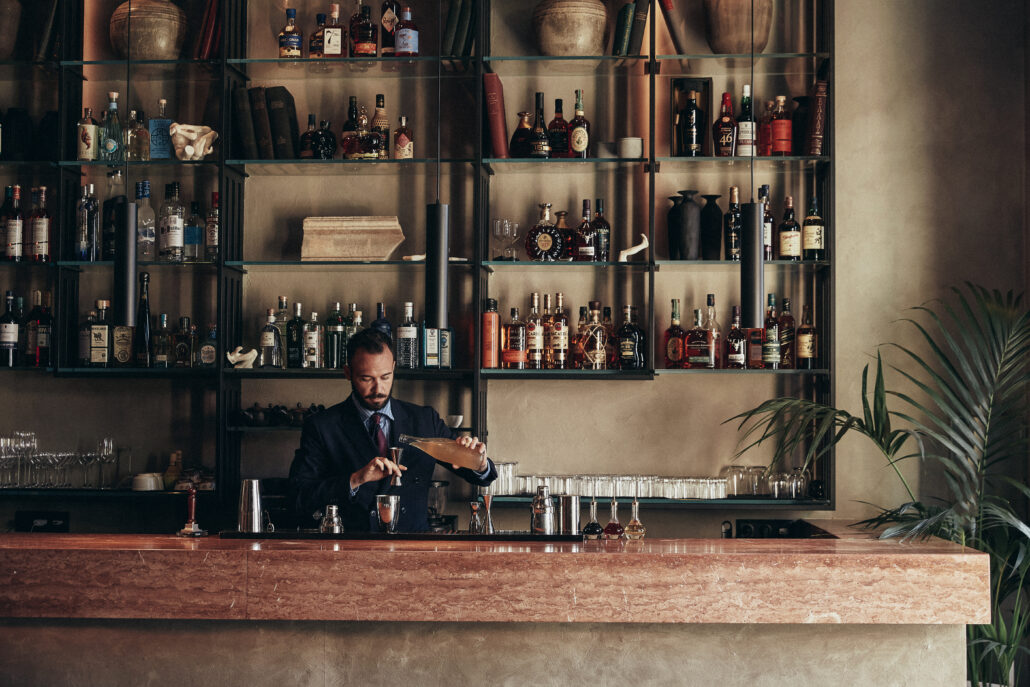 Makris Athens Space 4