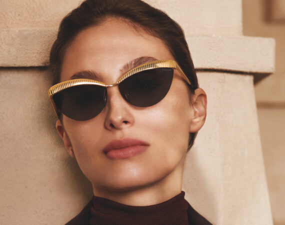 2024 BVLGARI EYEWEAR 2025 SHOT 04 1841 v6 CMYK DEF