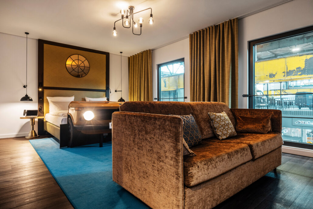 AMERON Muenchen Motorworld Themenzimmer BMW 3 Foto Holger Rauner