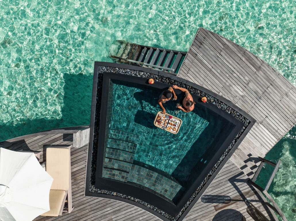 Constance Halaveli Accommodation Water Villa 13