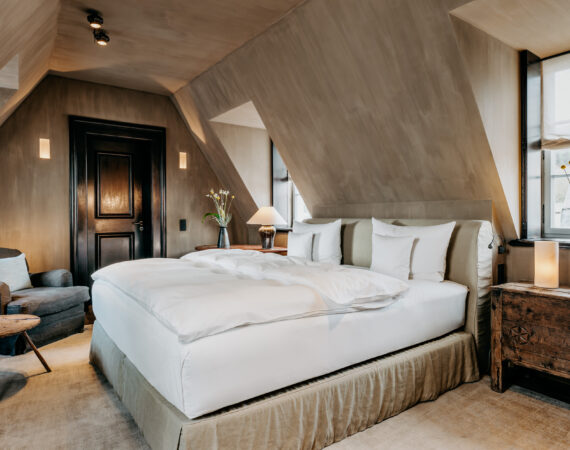 PURS Zimmer 5 web 18otograf Ydo Sol