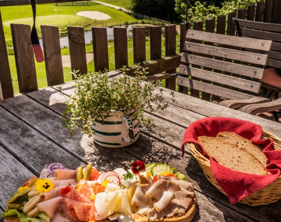 geniessen mit aussicht ebners waldhof