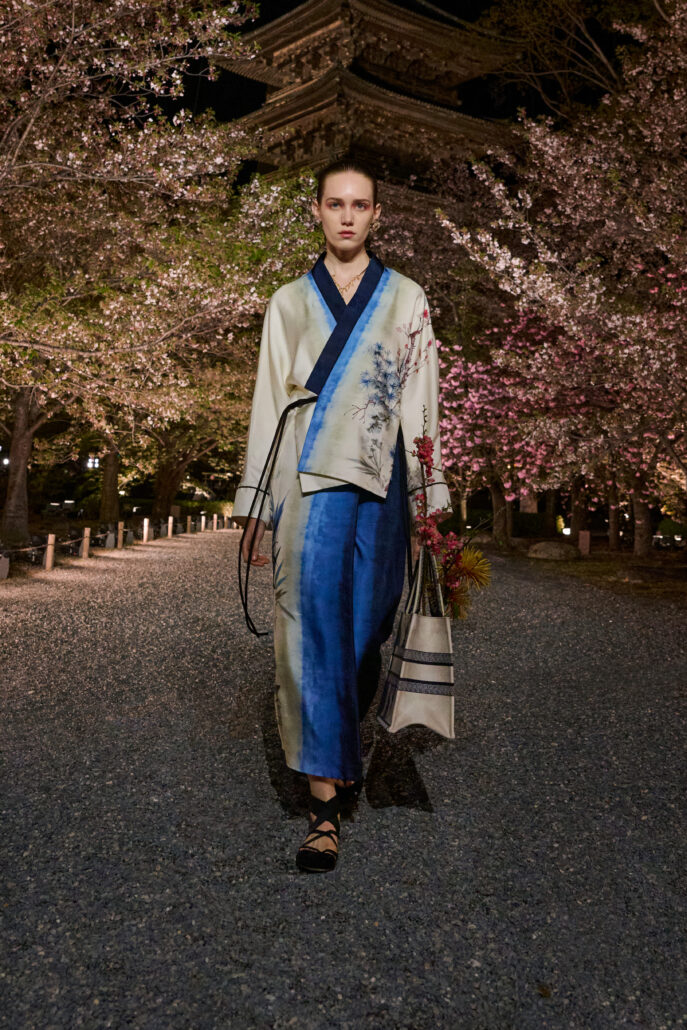 DIOR W RTW FALL25 KYOTO LOOK 17