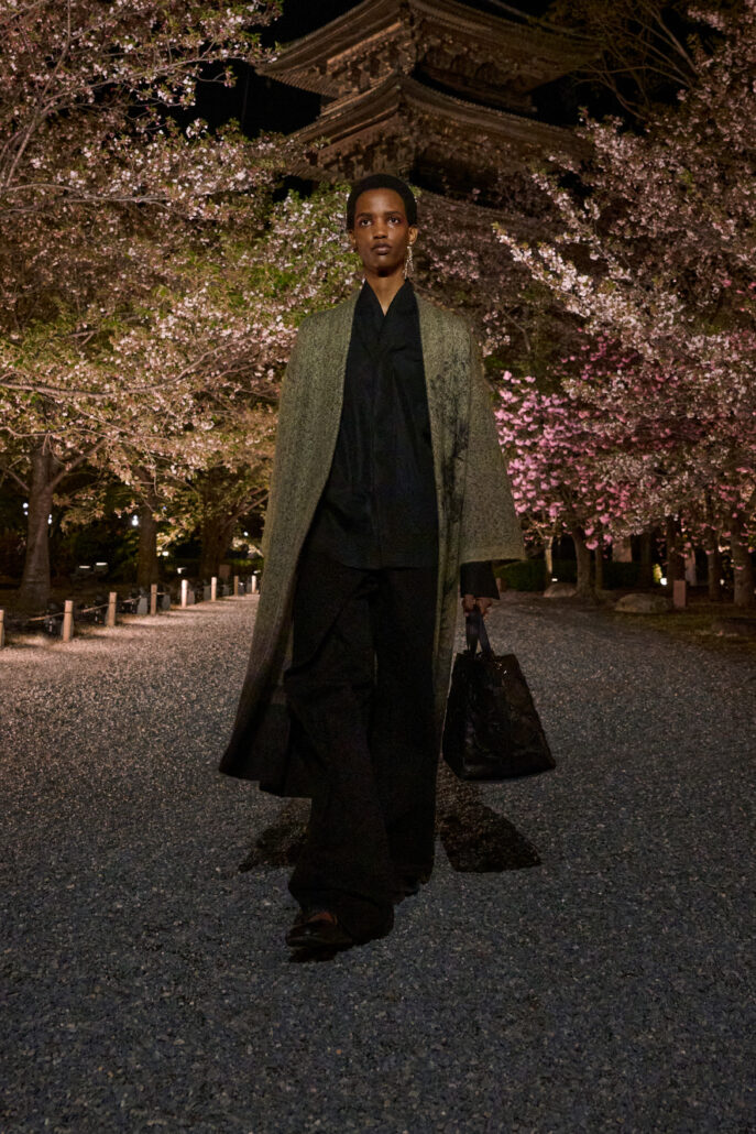 DIOR W RTW FALL25 KYOTO LOOK 23