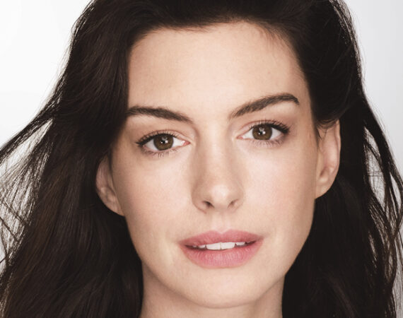 Shiseido Vital Perfection Advanced Eye Cream Anne Hathaway e1752740361137