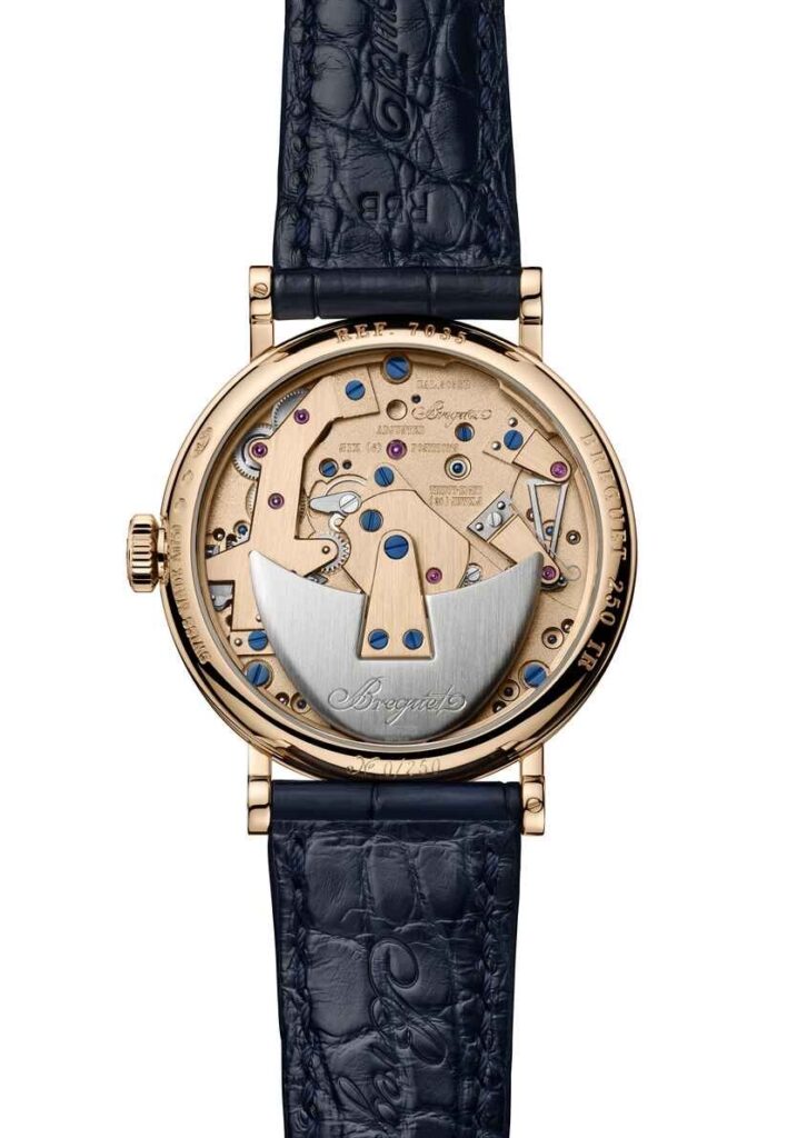 7035BHH29V6 Dos Low resolution 72 dpi JPG 17195 717x1024 1