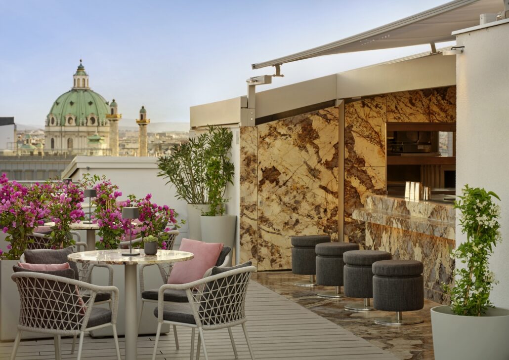 Atmosphere Rooftop Bar at The Ritz Carlton Vienna Visual 01