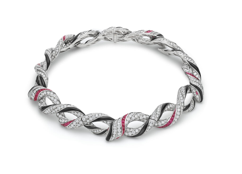 Bvlgari Serpenti Infinito HJ Kette 275004 001 1024x736 1