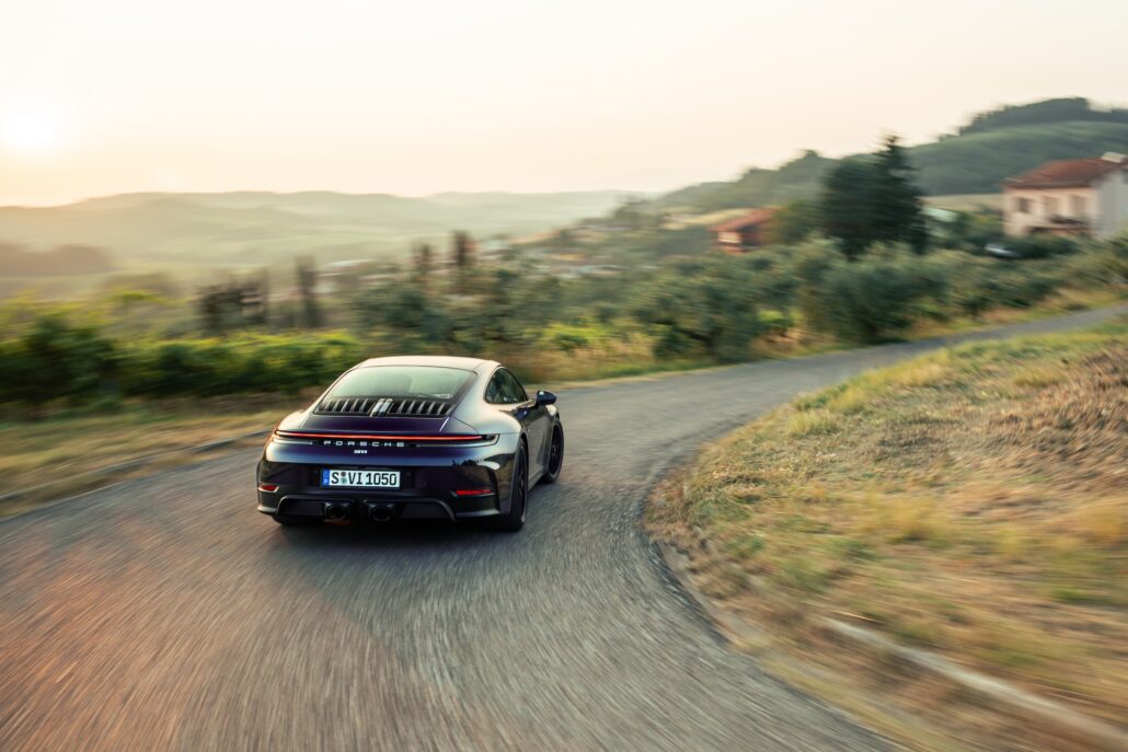 ©Ferragamo x Porsche