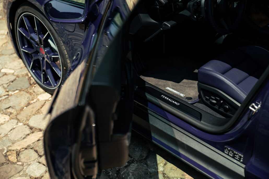 ©Ferragamo x Porsche