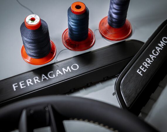 FERRAGAMOXPORSCHE Porsche Sonderwunsch Italien Day 01 SG27387 Verbessert RR 0162 Bearbeitet