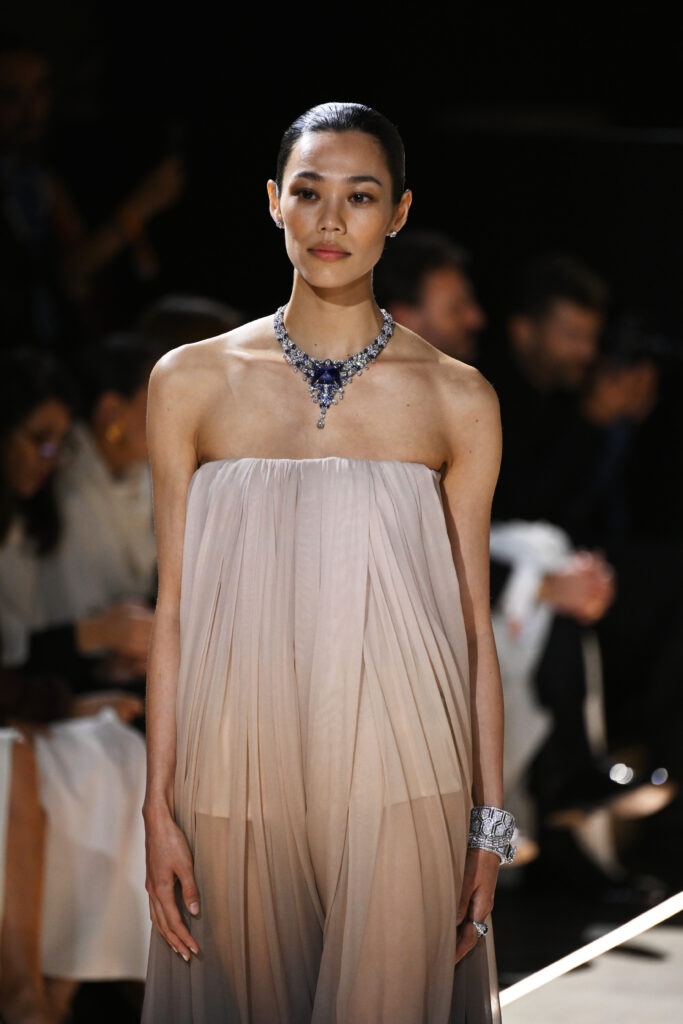 TP2 8549 OZAIDMAI 683x1024 1