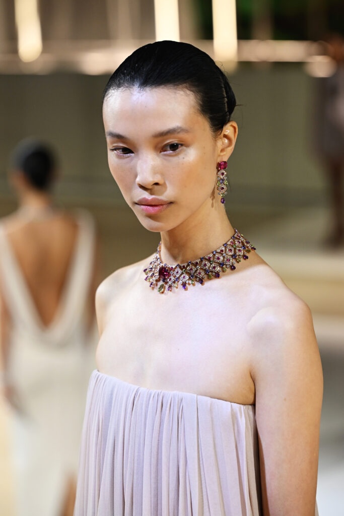 TP2 8796 dGUw9GR3 683x1024 1