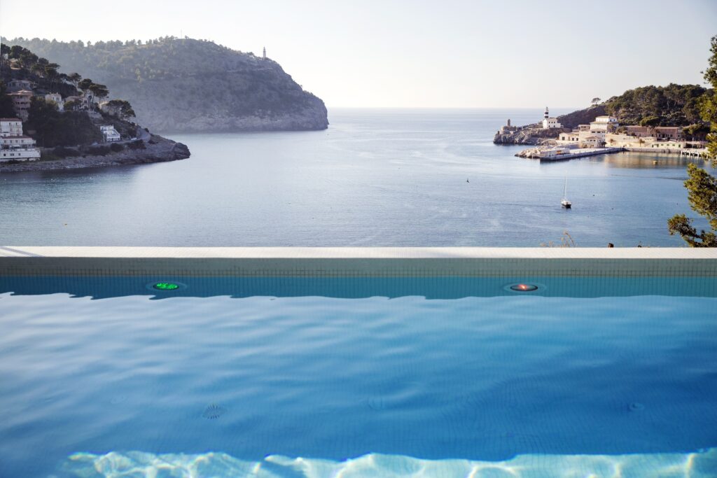ausblick infinity pool hotel esplendido 1024x683 1