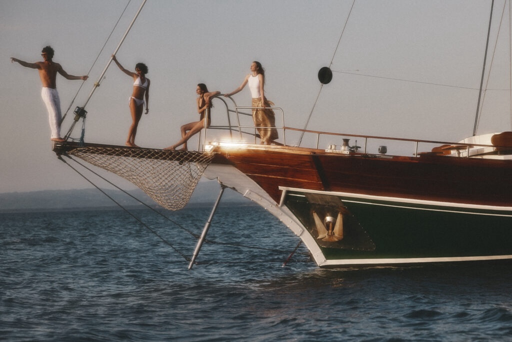 BRUNELLO CUCINELLI HIGH SUMMER BOAT 12452 1024x683 1