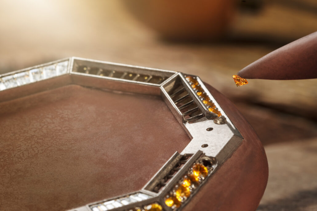 Bvlgari 2025 Nuvole Preziose Pendant Watch 104215 craft 001