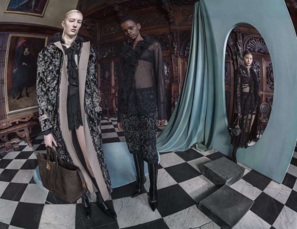 DIOR WOMEN WINTER 25 CAMPAIGN © TIM WALKER 14 1